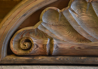 Portone in larice stile 700' Restauro mobili Bergamo
